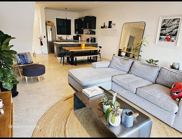 2 BEDROOM APARTMENT FOR SALE IN BRYANSTON